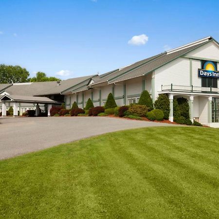 Days Inn By Wyndham Shelburne/Burlington Esterno foto